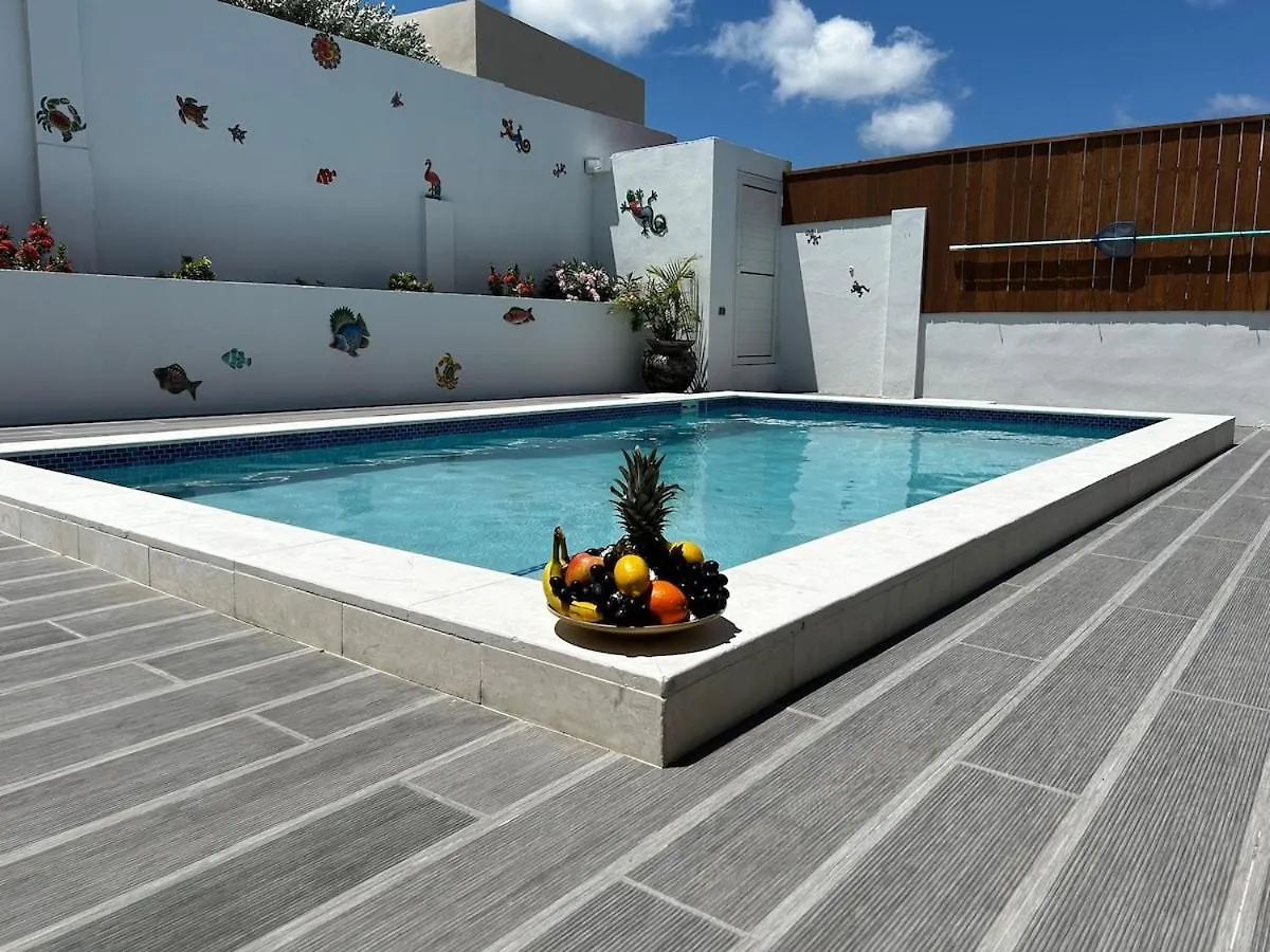 Caribbean Breeze Villa Oranjestad 0*,