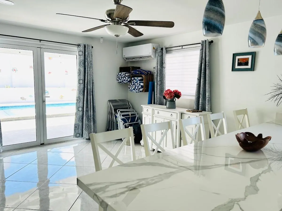 Caribbean Breeze Villa Oranjestad